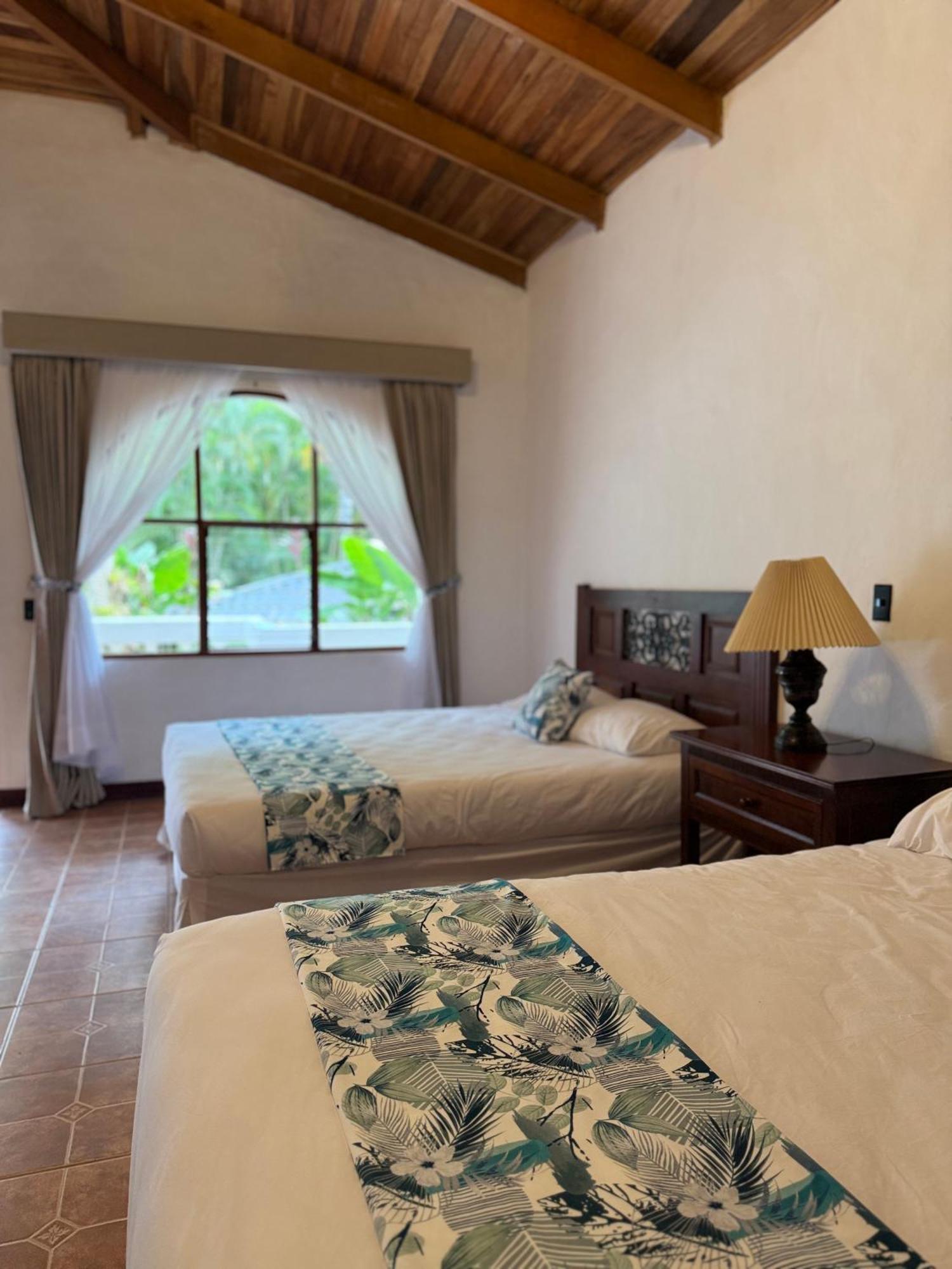 Hotel Rio Perlas Thermal & Cartago