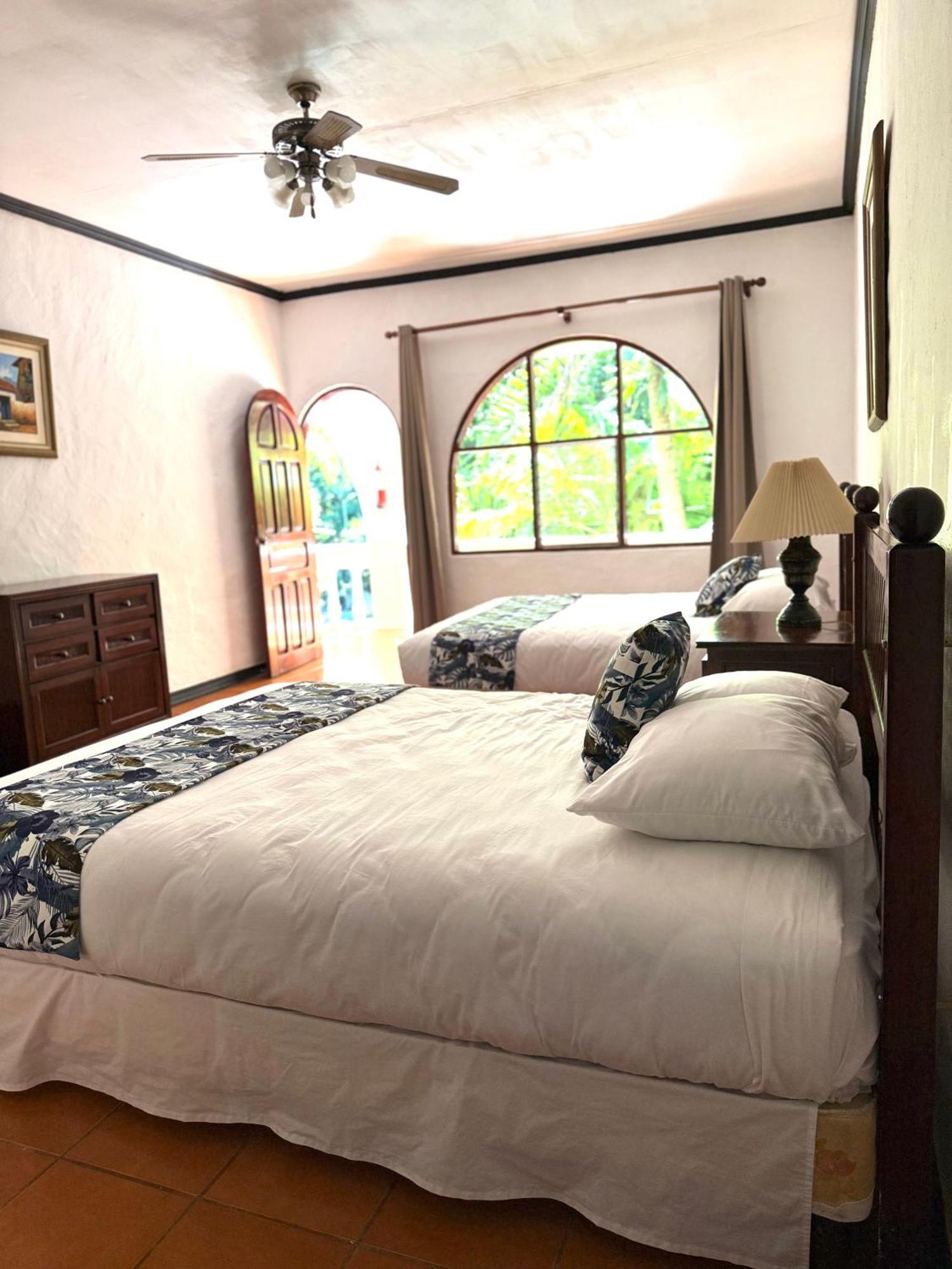 Hotel Rio Perlas Thermal &