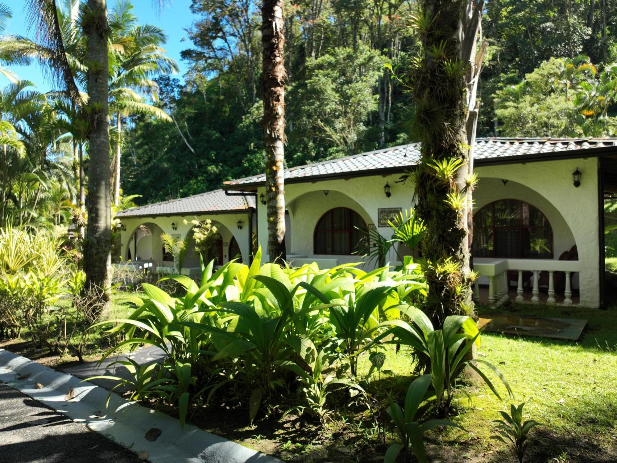 Hotel Rio Perlas Thermal & Cartago