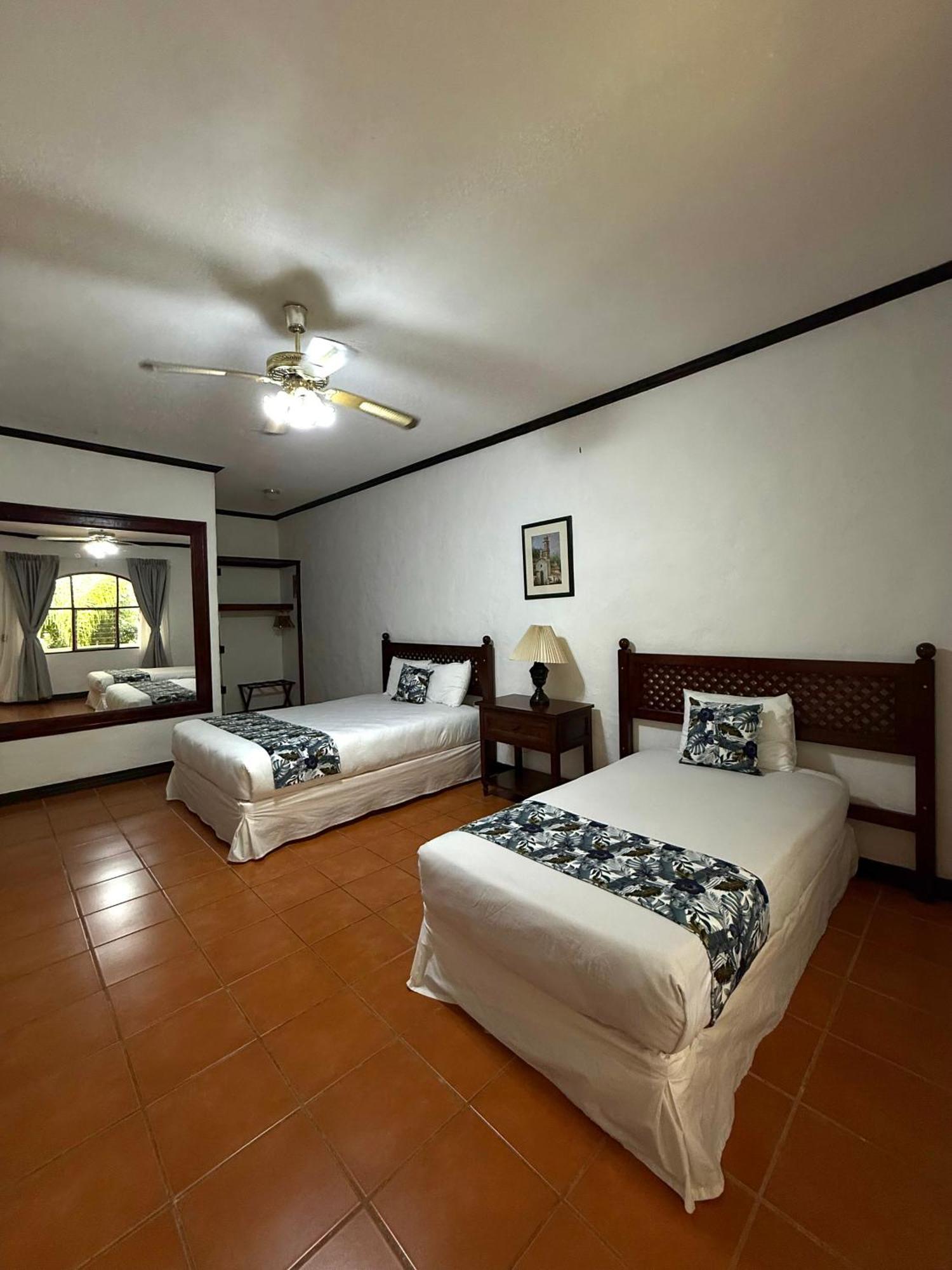 Hotel Rio Perlas Thermal & Cartago