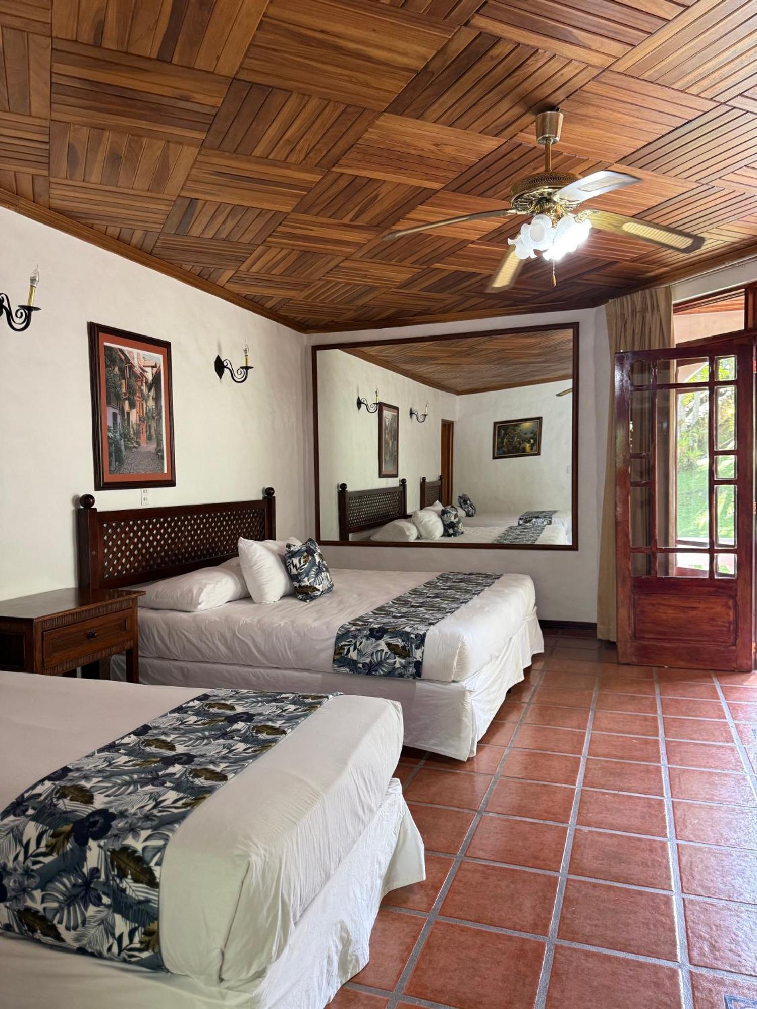 Rio Perlas Thermal &